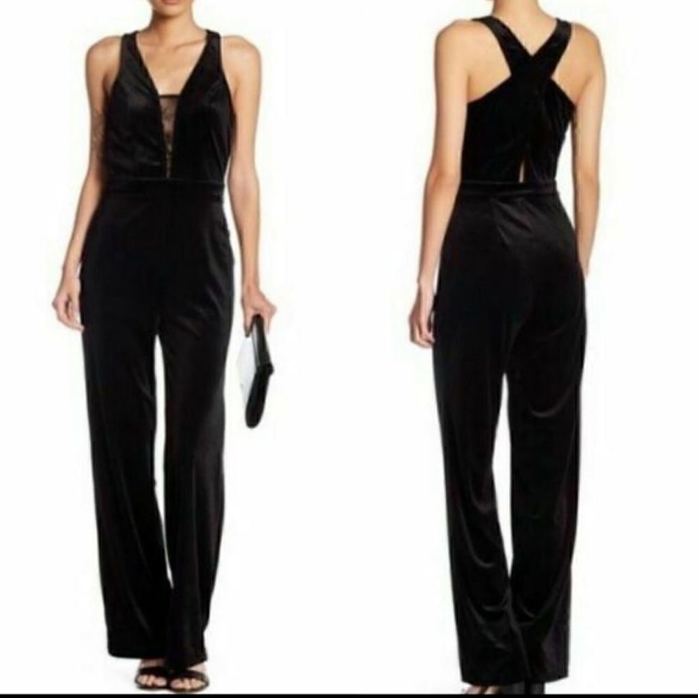 Romeo+JulietโBlackโVelvetย JumpsuitโL